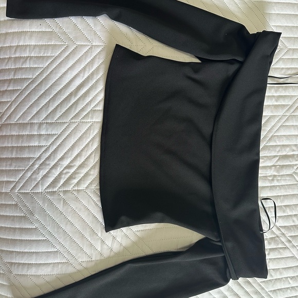 Abercrombie & Fitch Black Top - Picture 3 of 3